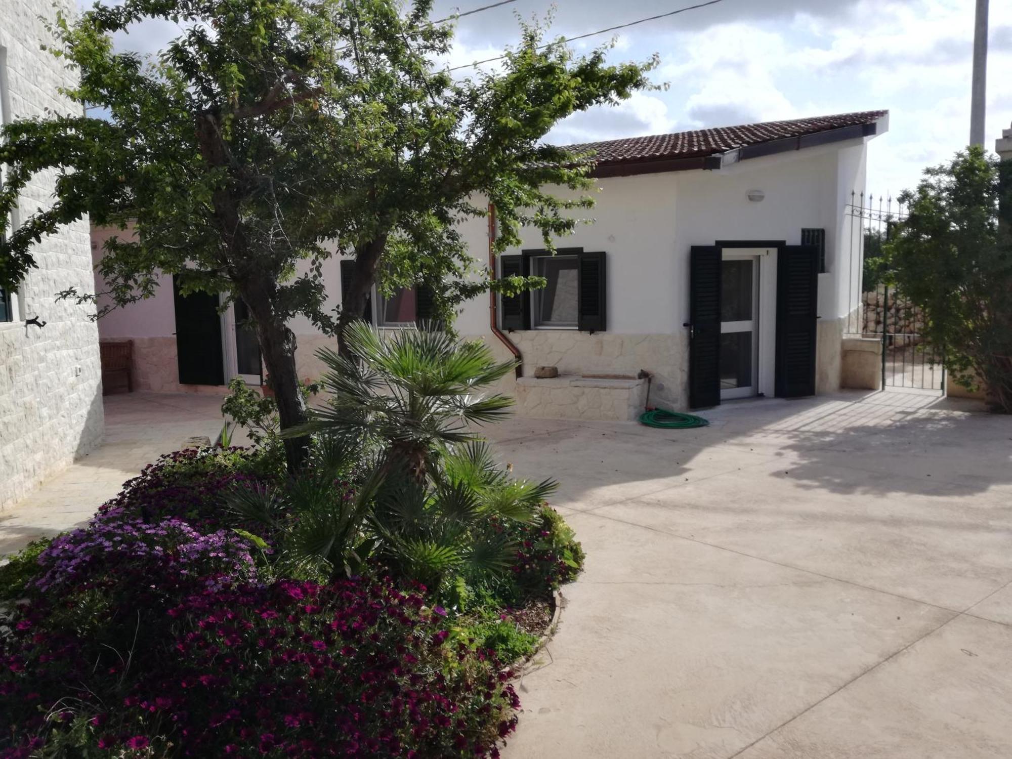 Countryhouse Bari Exterior photo